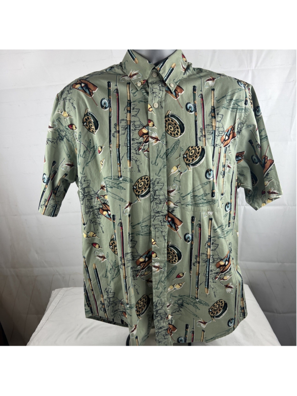 Men’s Natural Issue Fishing Theme Button Down Shirt Size